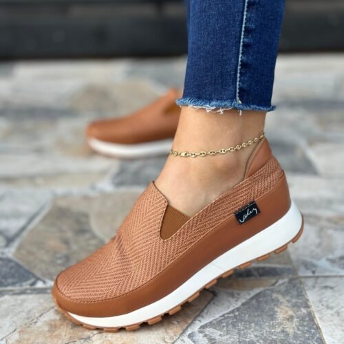 Mocasín para Mujer Ref. Yoi con Diseño Clásico y Suela Antideslizante