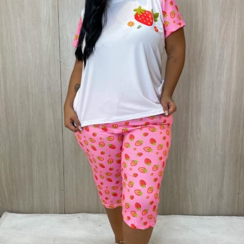 Pijama Capri Plus con diseño moderno y cómodo